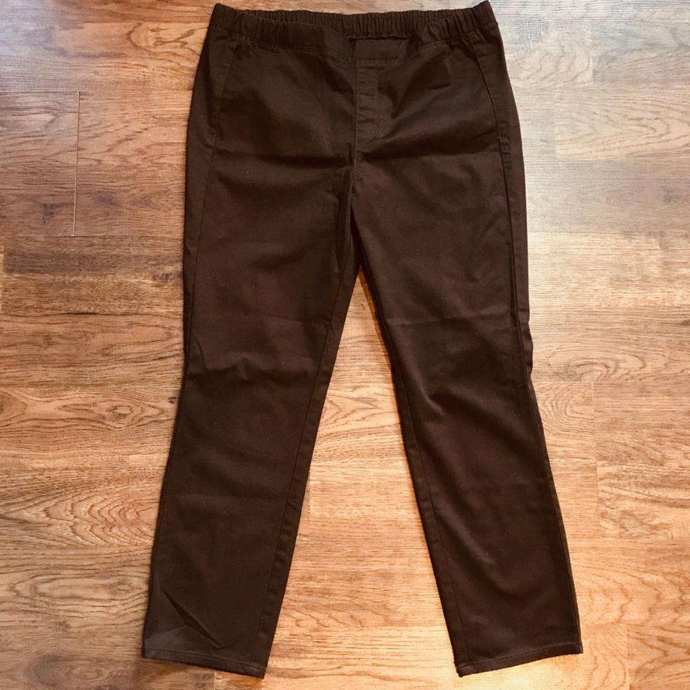 Uniqlo brown capris pants